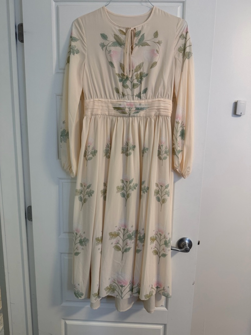 Cream Floral Long-Sleeve Midi Dress